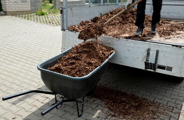 Bulk Mulch Delivery in Niagara Falls
