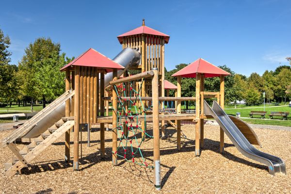 Playground Mulch Installation in Niagara Falls