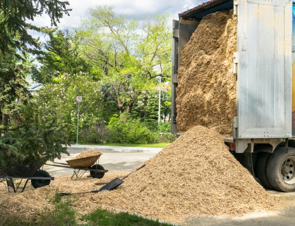 Wood Chips Delivery in Niagara Falls