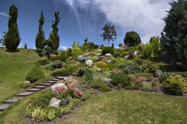 Steep Terrain Landscaping in Niagara Falls