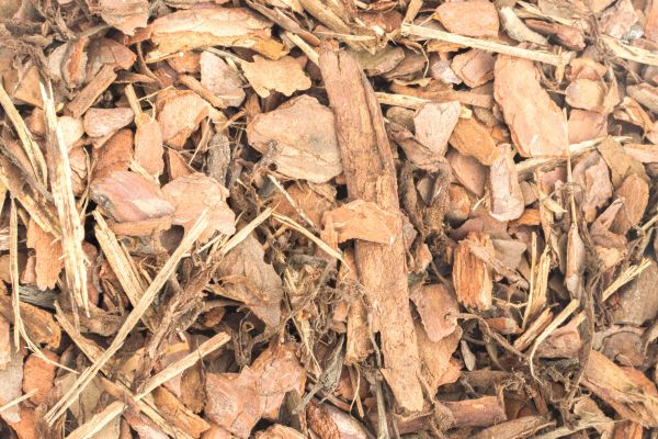 Bark Mulch Installation in Niagara Falls