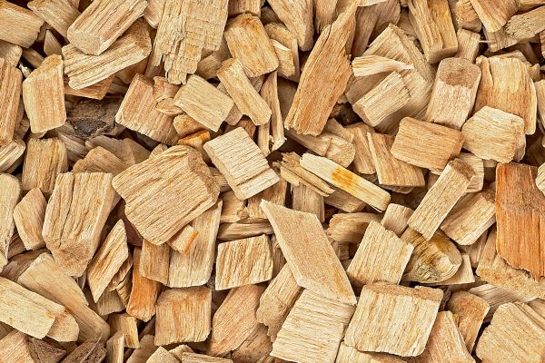 Wood Chips Installation in Niagara Falls