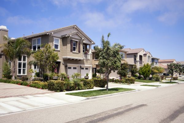 Neighborhood Landscaping in Niagara Falls